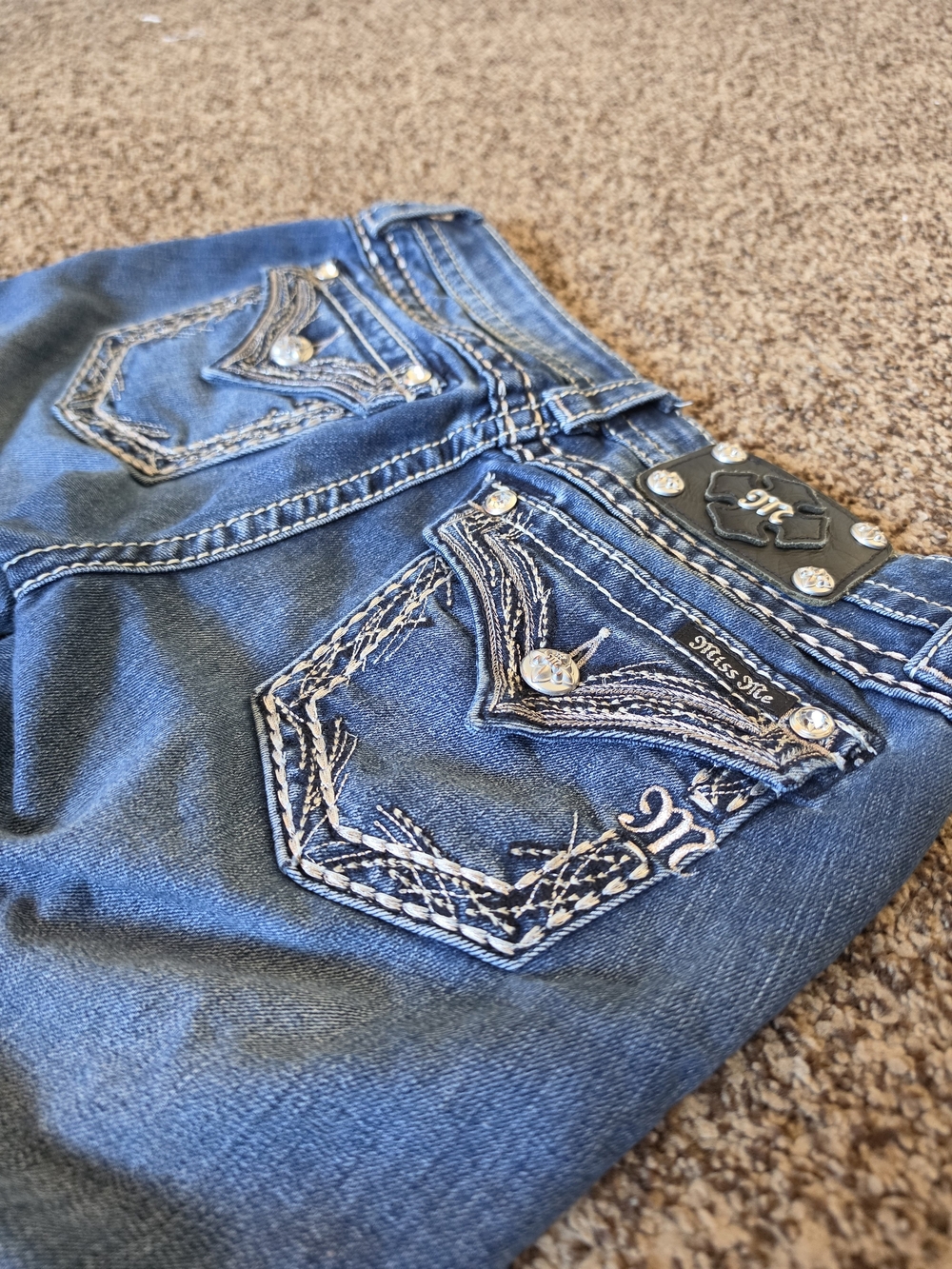 Miss Me Signature Rise Bootcut Jeans Embellished Flap Pocket Jeans Bling Size 26